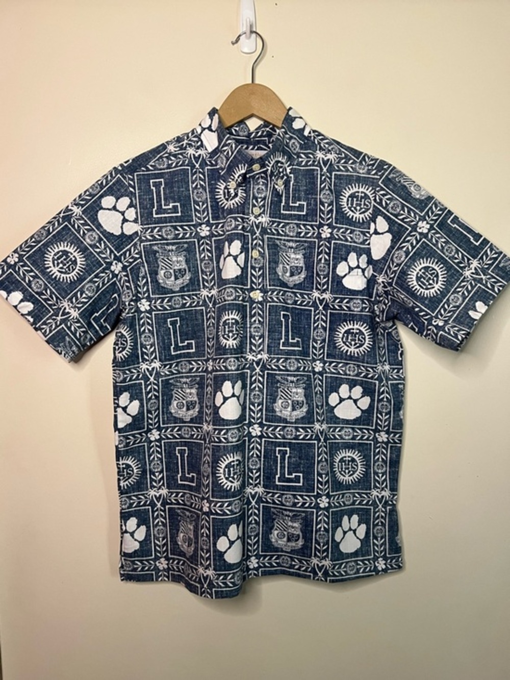 RARE Vintage Reyn Spooner Loyola High School Button Shirt Size Youth Kids XL
